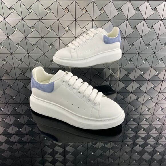 Alexander McQueen Women Sneakers - Picture 4 of 6